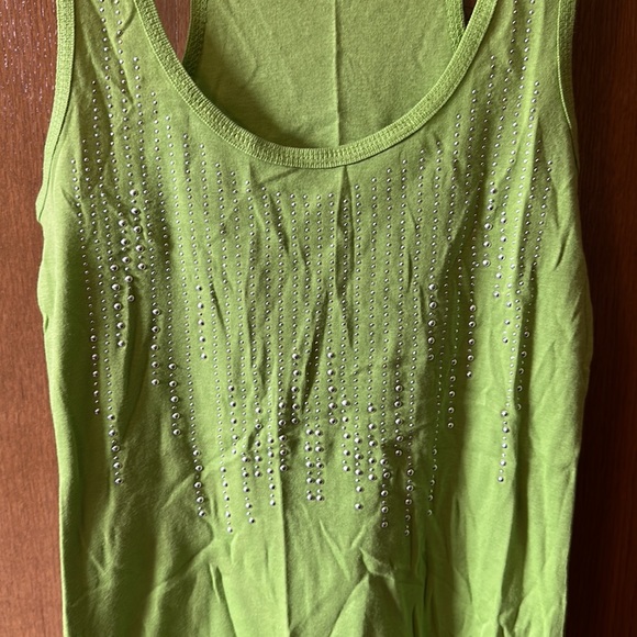 Grand Tank Top Green - Picture 2 of 4